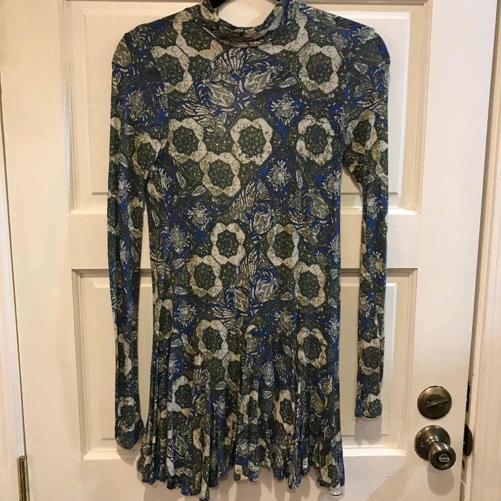 Free People Blue Floral Bird Long Sleeve Mock Neck